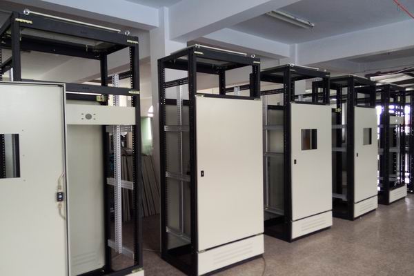 兵团一零三团配电柜-3683厂家配电柜检修需要注意的